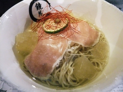 「【限定】柚煮干冷やしラーメン（900円）」@らーめん愉悦処 鏡花の写真