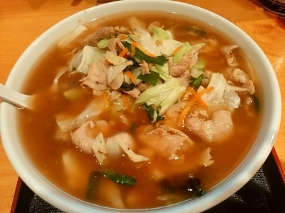 「一発ラーメン(並盛・130g)910円」@一発ラーメン はしご屋 高崎店の写真