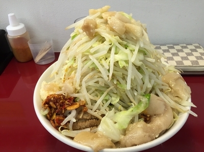 「味噌ラーメン 全増し野菜ダブル」@ジラフの写真
