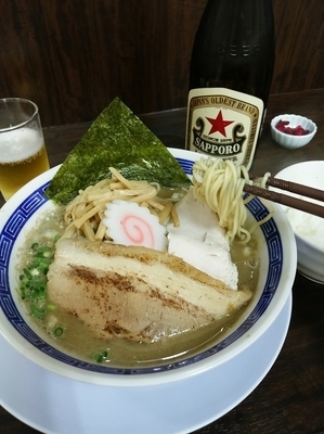 「〖ナイトゲリラー〗汁・濃厚鶏煮干し860円他」@丸直の写真