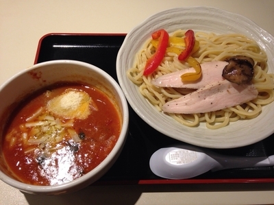 「トマトチーズつけ麺」@大勝軒ROSSO－ロッソ－の写真