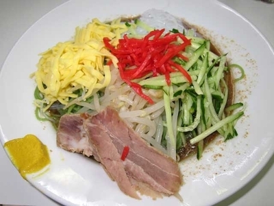 「冷し中華並　400円」@博多天神 新橋2号店の写真