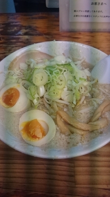 「ラーメン(味玉、油多め)」@こってりらーめん なりたけ 本八幡店の写真