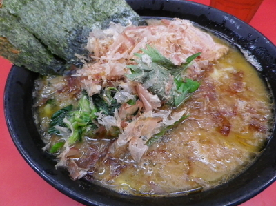 「新杉田ラーメン」@ラーメン杉田家の写真