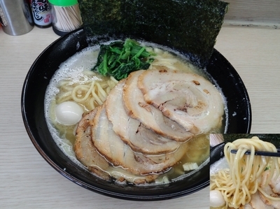 「醤油チャーシュー麺中盛り固め980円」@すずき家 下永谷2号店の写真
