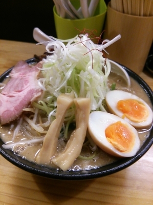 「味噌ラーメン大盛り＋ネギ」@miso style となみの写真