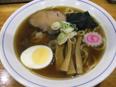 「らーめん（小）（620円）」@らーめん サニーの写真