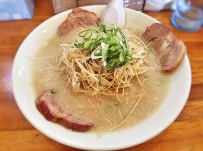 「ネギチャーシューメン(中盛) ¥1200」@らーめん 頑固 一徹堂の写真