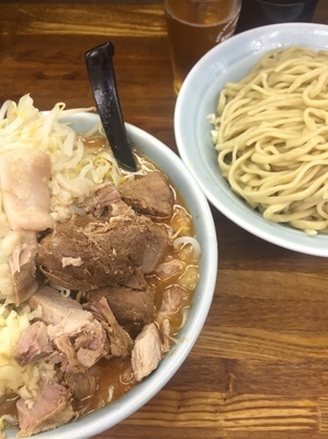 「小つけ麺、ヤサイ、ニンニク、アブラ、ショウガ」@ラーメン二郎 新小金井街道店の写真