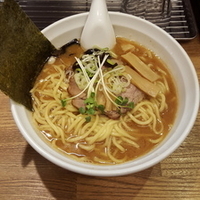 ラーメン(大盛無料、硬め)