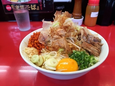 「まぜそば・ヤサイマシ・ニンニク・辛あげ」@用心棒Ⅱ階の写真