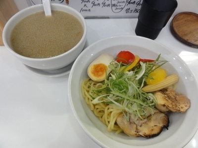 「グリーンカレーつけ麺（並盛）」@KINGの写真