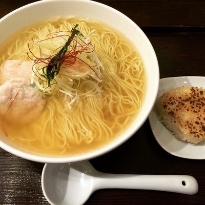 「あら炊き塩らあめん(大盛り)&へしこ焼おにぎり」@麺屋 海神の写真