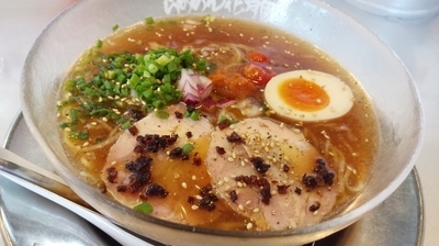 「クールコンソメラーメン天涼」@らあめん花月嵐 西原町店の写真