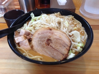 「味噌J-LOW麺（中盛り）700円」@J郎麺の写真