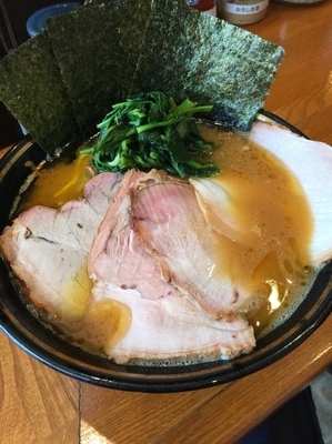 「チャーシュー麵中盛、硬め濃いめ860円」@末廣家の写真