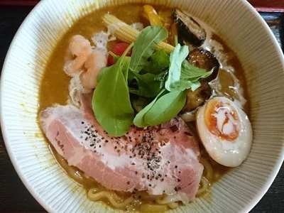 「【本日の限定】夏野菜の冷たいスパイシーカレー麺 ￥860」@和風らーめん 凪の写真