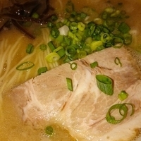 豚骨ラーメン７５０円