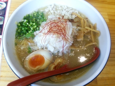 「真鶏そば（醤油）＋替え玉（硬め）」@中華麺酒家 からっ風の写真