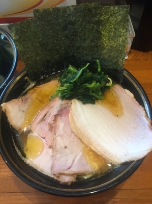 「チャーシュー麺 野菜畑(750円＋100円)」@末廣家の写真