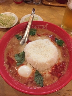 「○究トマトチーズラーメン」@九十九とんこつラーメン 恵比寿本店の写真