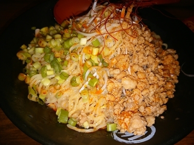 「冷やし坦々麺(大盛・300g)750円」@まる兵らーめん 高崎本店の写真