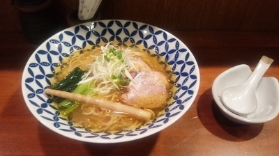 「塩らぁめん」@味香房 海居人の写真