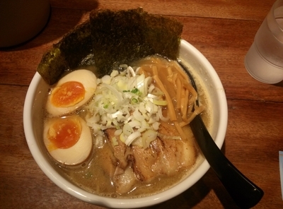 「特製中華そば大盛り」@麺屋 みちしるべ つつじヶ丘店の写真