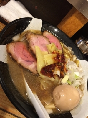 「特製煮干ラーメン」@すごい煮干ラーメン凪 新宿ゴールデン街店 本館の写真