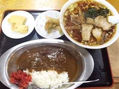 「ラーメンとミニカレーライス」@梅喜の写真