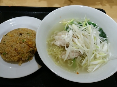 「鶏肉タンメン半炒飯セット（キムチ炒飯）730円」@福泰厨房 島忠ホームズ草加舎人店の写真