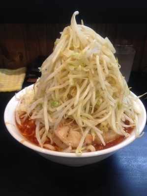 「辛醤油　Ⅱ型　大盛り　野菜まし　にんにくまし　しょうが」@バードメンの写真