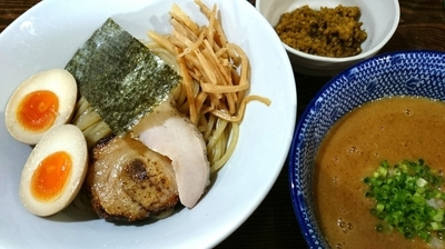 「味噌つけ 830円＋味玉、カレーミンチ」@二代目 むじゃきの写真