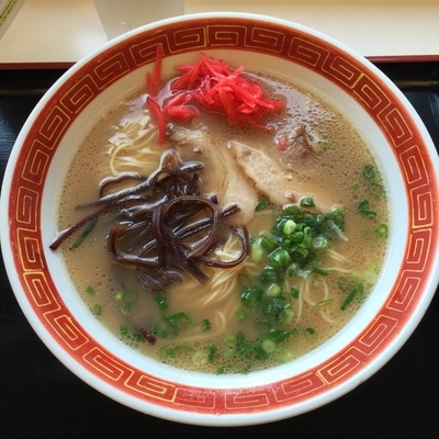 「とんこつラーメン」@関越自動車道 駒寄PA 下り スナックコーナーの写真