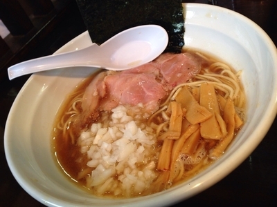 「煮干らーめん」@濃麺 海月の写真