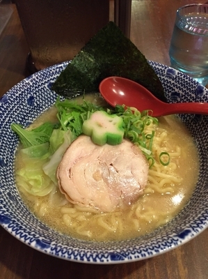 「博多鶏炊らーめん」@博多鶏炊き濃厚らーめん ひのとり 東京御茶ノ水店の写真