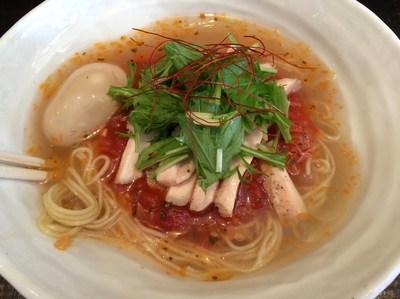 「【限定】冷たいトマトラーメン（700円）」@まぜそば 一心不乱の写真