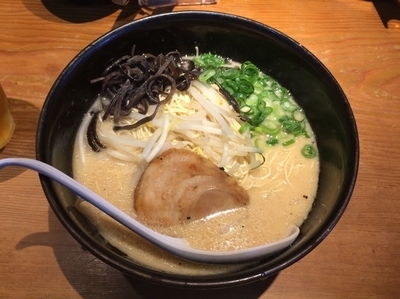 「ラーメン  白」@博多 龍ノ髭の写真