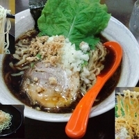 鶏ガラBLACK醤油中盛780円