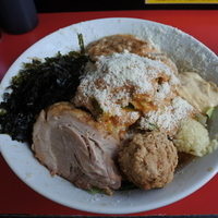 限定　冷やしまぜそば(中盛)、味玉