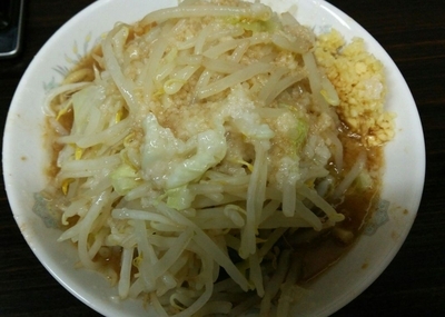 「ミニらーめん　ヤサイニンニクアブラ　650円」@らーめん虎丸の写真