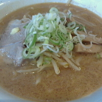 香り味噌ラーメン大盛り、サービスライス