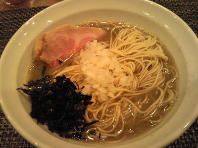 「煮干そば」@灰汁中華 丿貫の写真