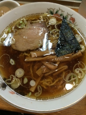 「中華そば850円、味玉100円」@春木屋 荻窪本店の写真