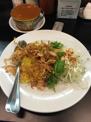 「赤い鶏カレー ⑥⑨⑩」@カレーは飲み物。 ニュー新橋ビル店の写真