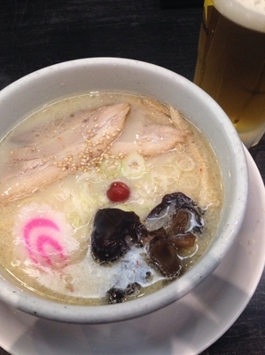 「塩ラーメン ¥780 生ビール中 ¥450」@らーめん 山頭火 横浜店の写真
