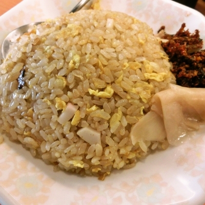 「らーめんと炒飯（並盛）830円」@はちの写真