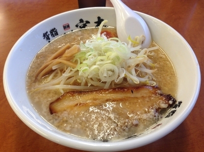 「背脂ラーメン醤油」@背脂らーめん 宮本 東松山店の写真