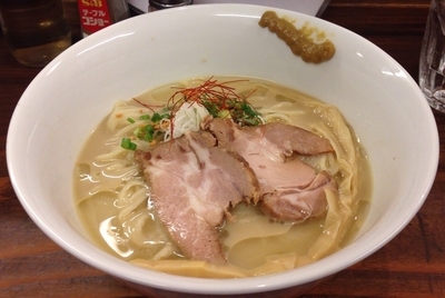 「牡蠣の冷やしラーメン(限定)＋貝めし(750円＋180円)」@貝だしラーメン 貝ガラ屋の写真