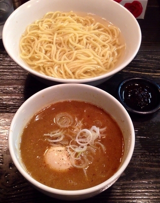 「辛あつもり（鶏ベース） 850円　味玉100円」@麺屋 和利道 waritoの写真
